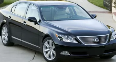 Первые автомобили со светодиодными фарами